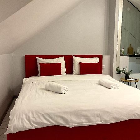 Pure Apartments Vip 5 Lviv Luaran gambar