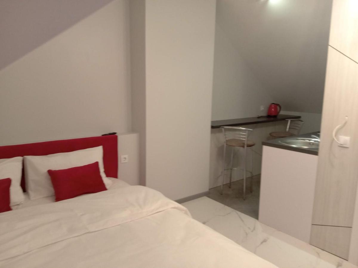 Pure Apartments Vip 5 Lviv Luaran gambar